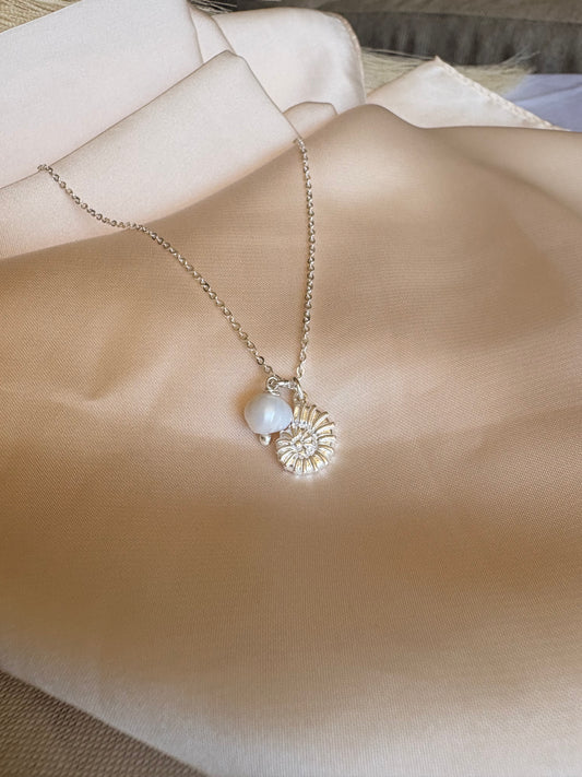 Collar Aura